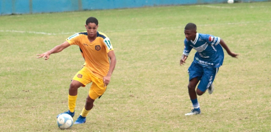 Artilheiro do MEC no Sub-15, Guilherme fala sobre