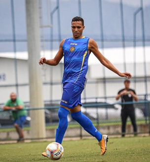 Referência do elenco, Thiago Medeiros projeta estreia no Carioca e agradece menção na seleção da década do MEC 