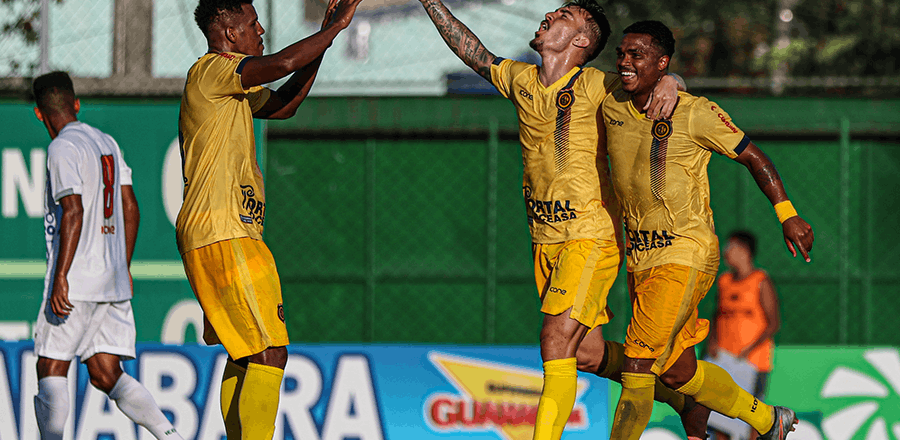 Nathan marca e Madureira vence a terceira seguida