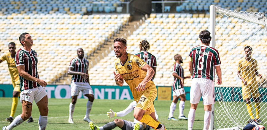 Madureira se despede da Taça Guanabara com derrota