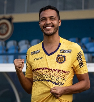 Experiência e identificação: #CriaDoMec, Thiago Medeiros retorna ao Madureira para a Série D 