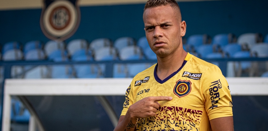 Com título de Série A no currículo, Rafinha regre