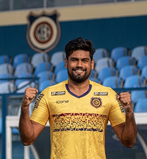 Reforço ofensivo: atacante Jonathan Pimpão acerta com o Madureira para a Série D