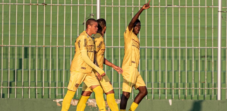 Com gol de Jonnathan Lima, Madureira empata com o