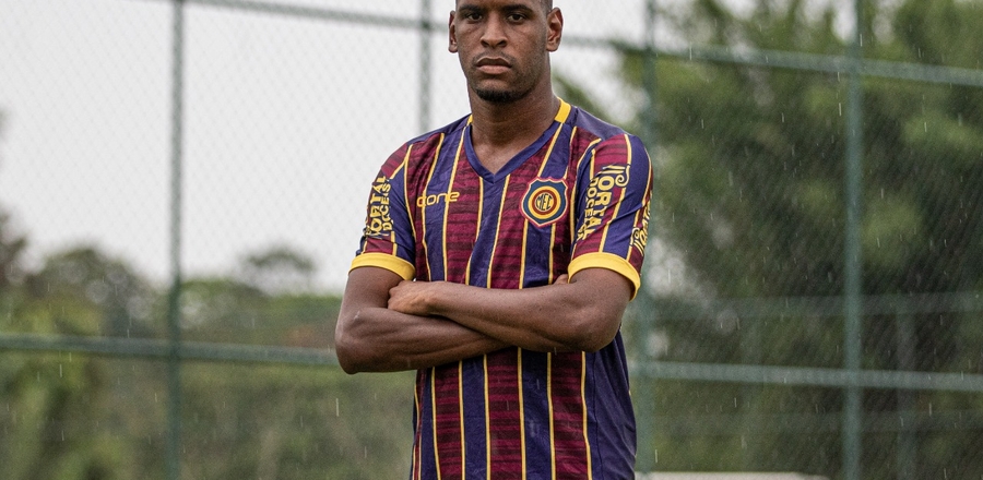 Volante Henrique Luiz é a nona contratação do Madu