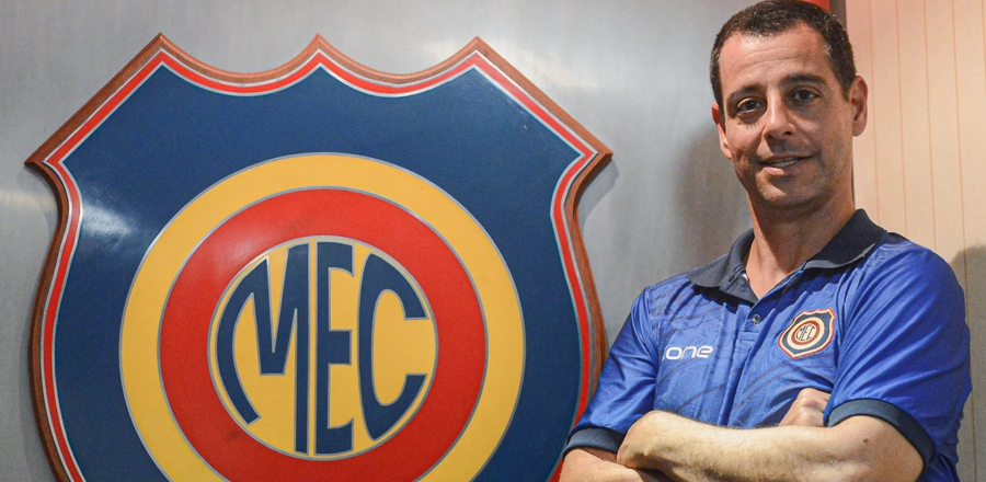 FELIPE ARANTES É O NOVO TREINADOR DO ELENCO PROFIS
