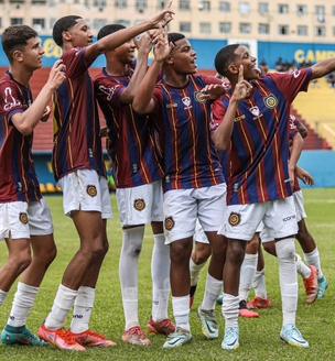 SÁBADO COM 100% DE APROVEITAMENTO E NENHUM GOL SOFRIDO