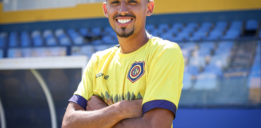 CAMPEÃO NO FUTSAL PELO MADUREIRA, JUNINHO RETORNA